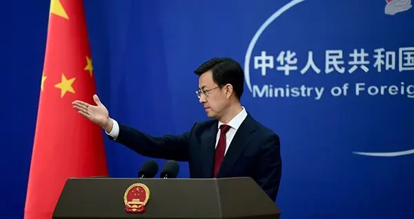 日本3.6万人集会抗议高市修宪企图，中方表态