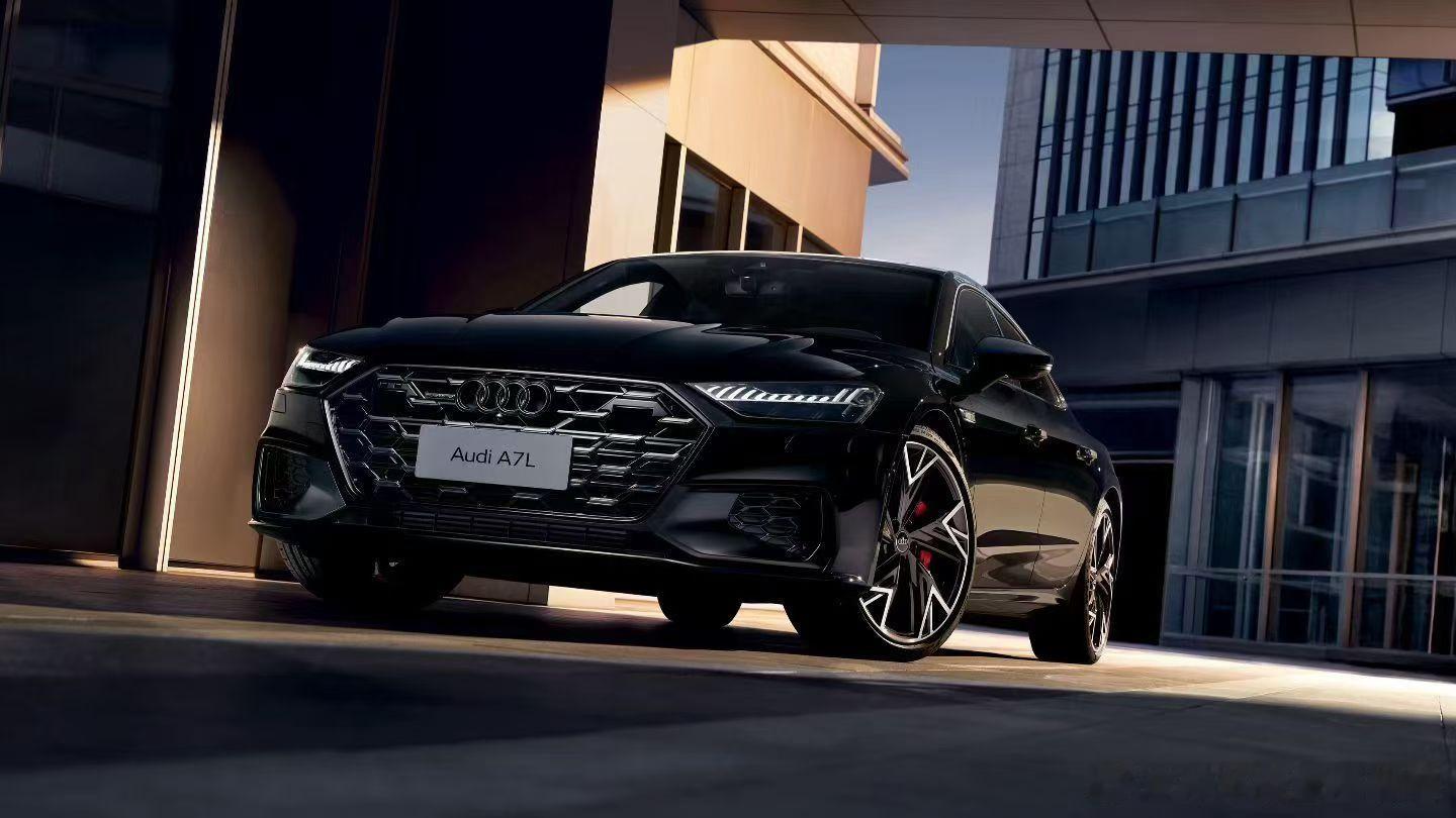 上汽奥迪A7L 荣膺第八届进博会「政要接待用车」30万级C⁺性能豪华旗舰以进取之