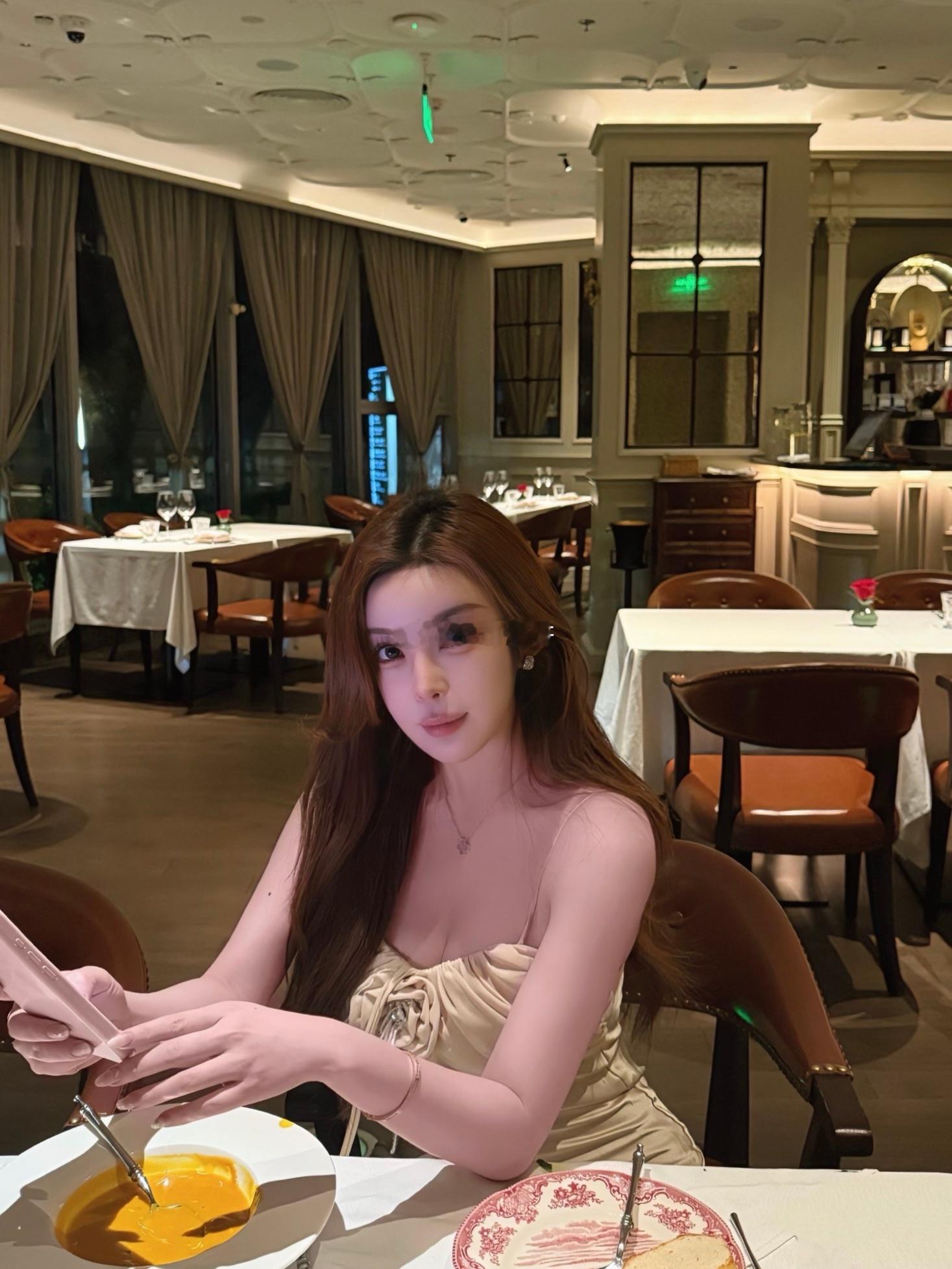 Hi ​​​
