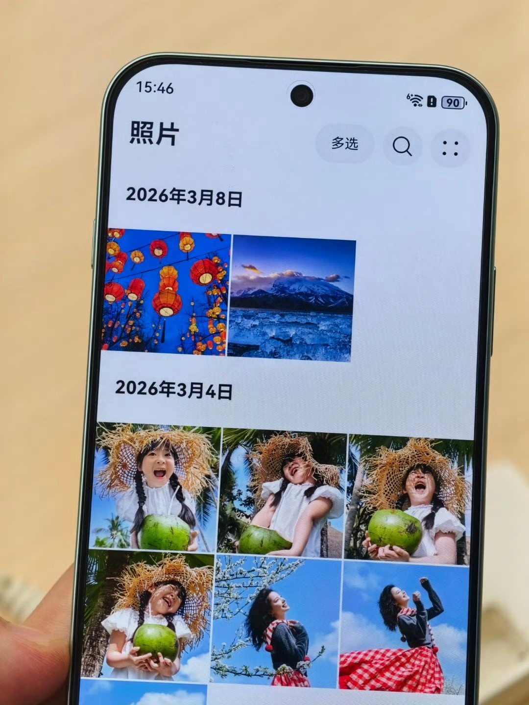 现在的前置还有很大的进步空间，不过之前没有全面屏的时候，开前玻璃就完事，现在好了