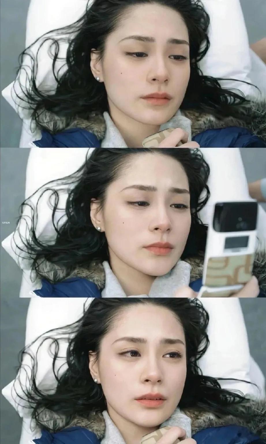 还得是骨相美啊！阿娇躺着脸都不带一点变的，皮肤过于紧致了吧[老师好] ​​​