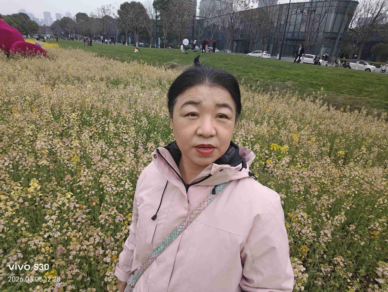 我的今日状态：😁轻松愉快
我这里的天气：☀️晴天