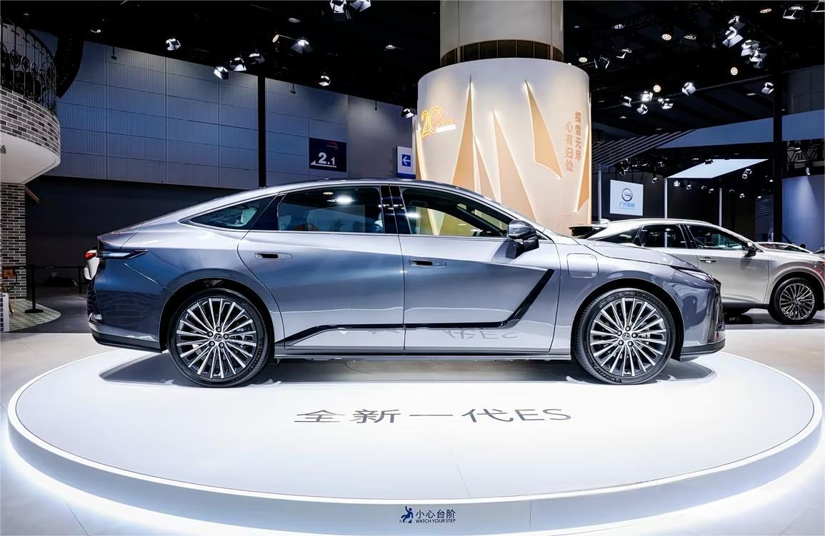 2026年期待车型：雷克萨斯全新一代ES，预计4月上市