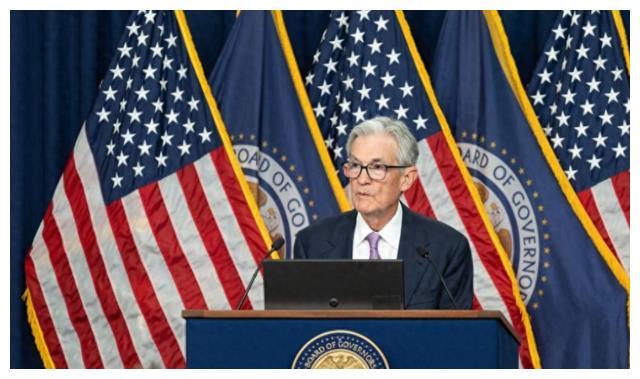 爆炸性新闻！
美国降息仅一天，中国抛售260亿美债，美财政部高官紧急访华


美