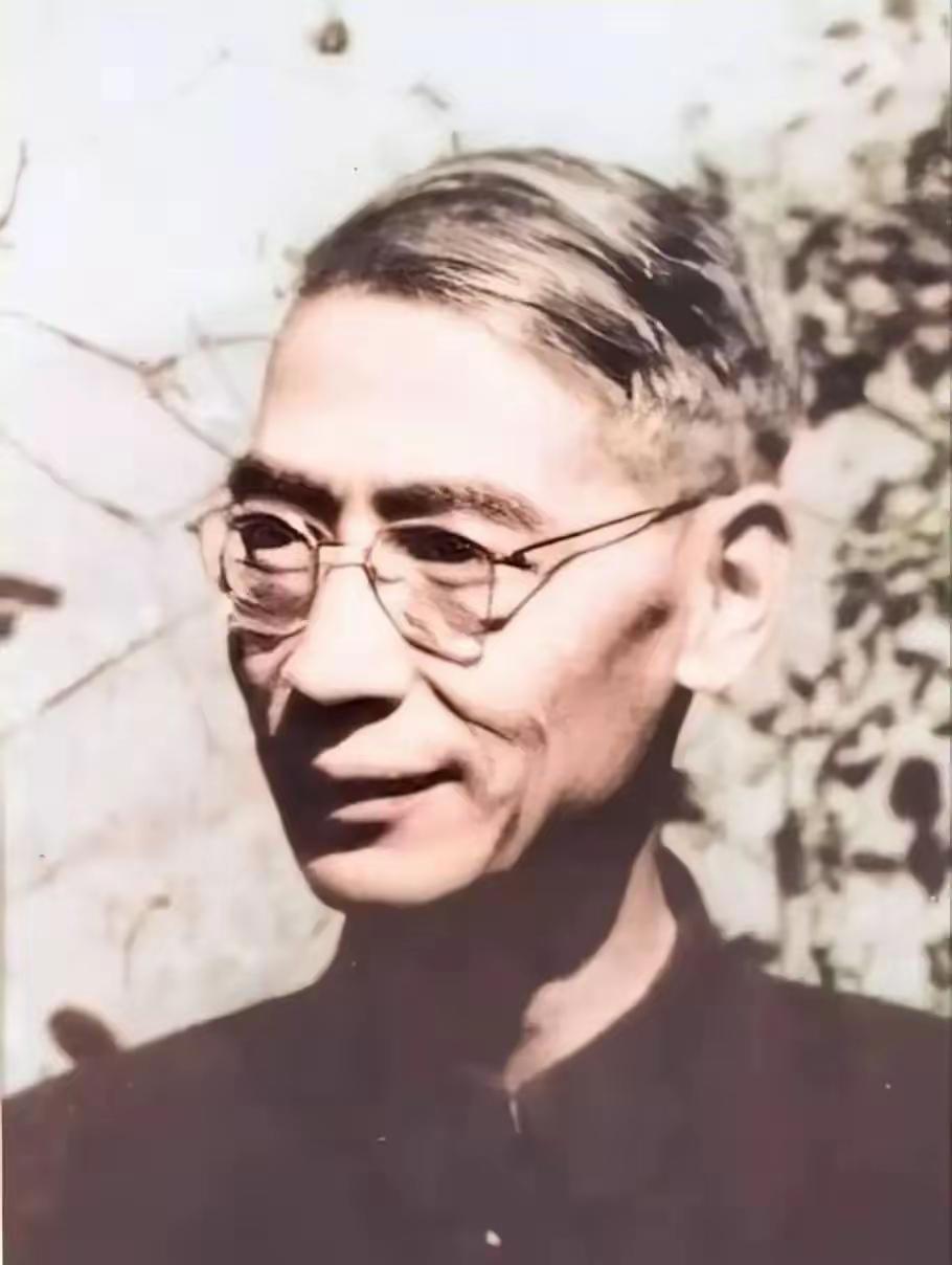 昨晚新闻联播一开场，我直接看哭了
​昨晚打开新闻联播，刚开场就被戳中泪点！没有华