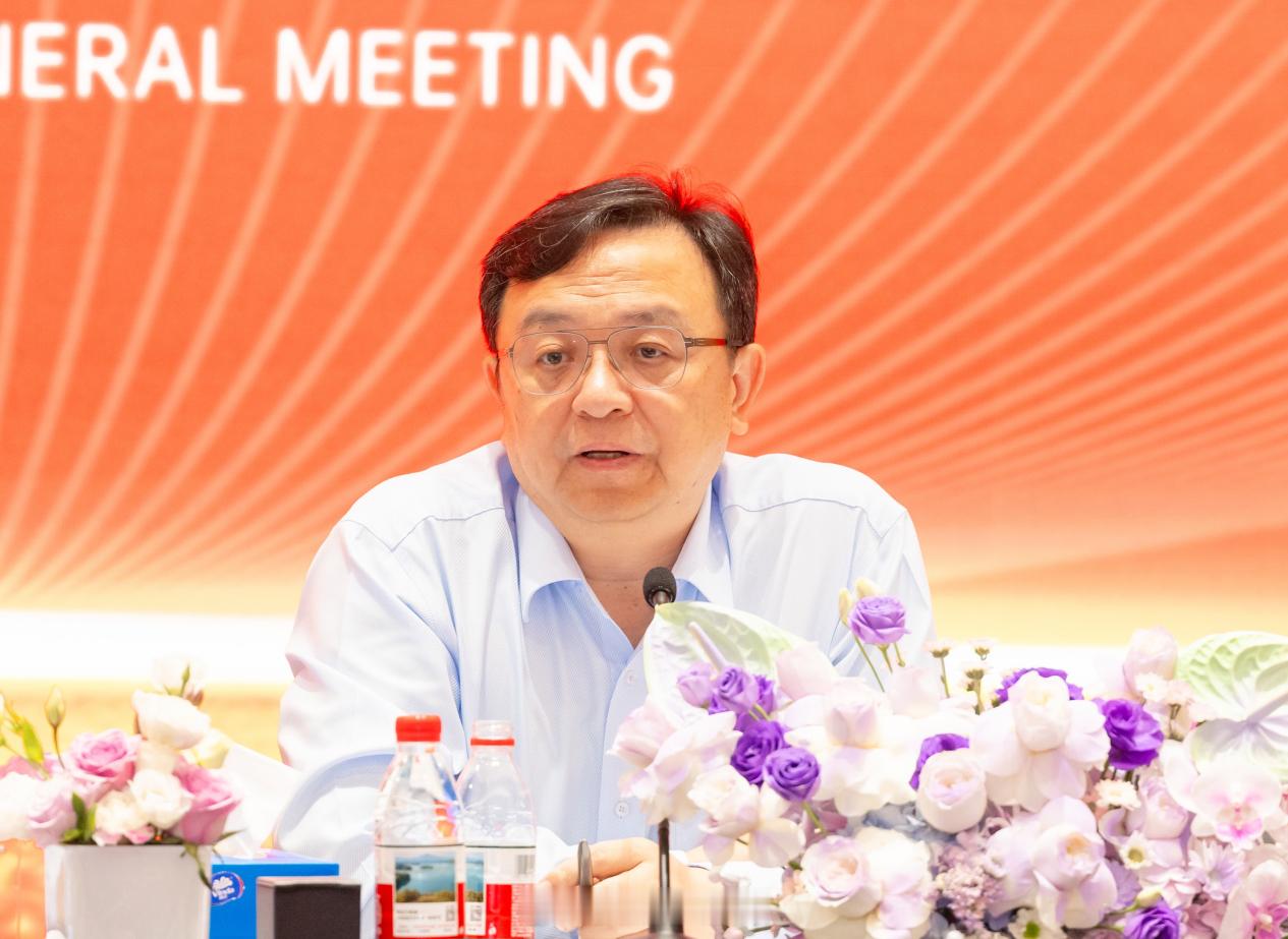 2025年6月6日，比亚迪2024年度股东大会在深圳总部召开，董事长兼总裁王传福