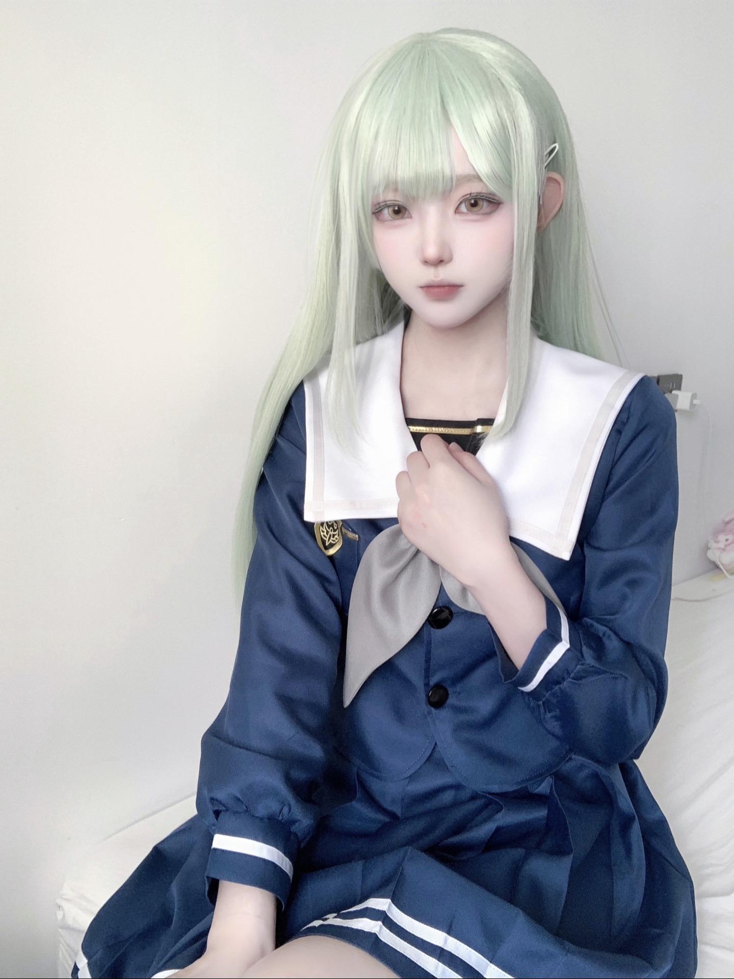 一颗心脏两面受伤。