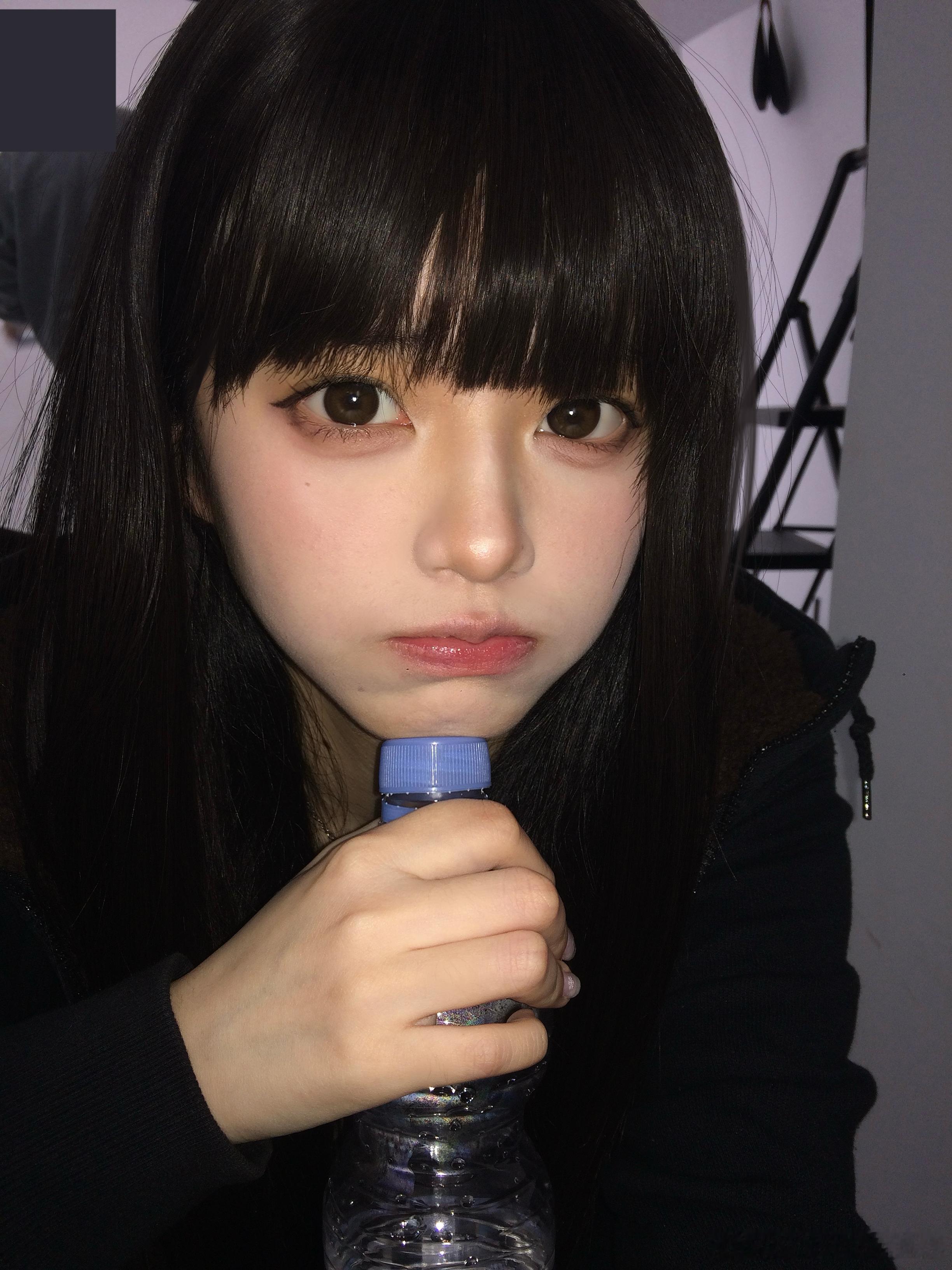 这个奶茶全世界倒数第一好喝 不允许任何人去喝 喝了跟死了也没什么区别了 