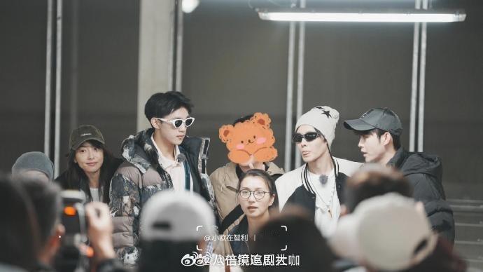 #花少6出发状态#哇哇哇哇哇哇，又是对新一季的《花儿与少年》期待拉满的一天啊，咱