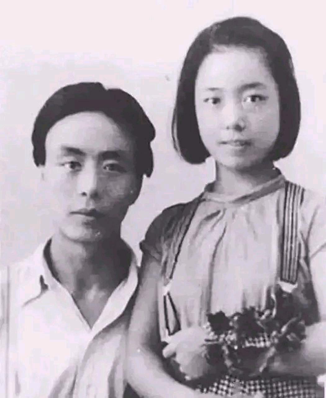 1910年，地主蒋忠樽的妻子难产2天才生下一名男孩，可他却没有一丝喜悦，转头就将