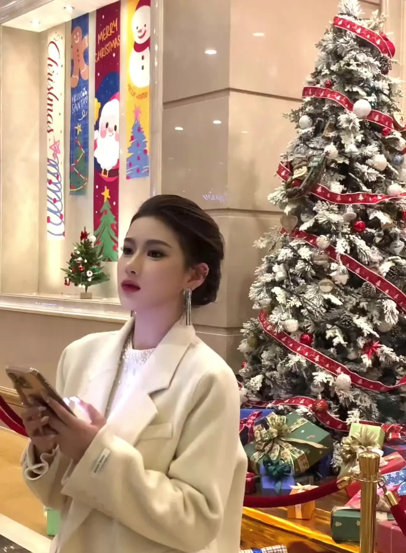 头发梳成姐姐模样