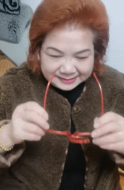 我本以为是给二郎神戴的近视镜，原来是给小仙女化妆的 