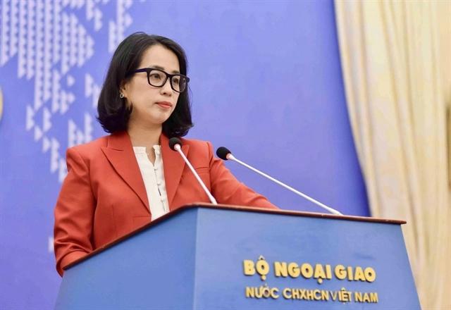 中国绝不会再给第二次“点到为止”的误判空间！越南正往中国南海大量倾倒水泥和沙石，