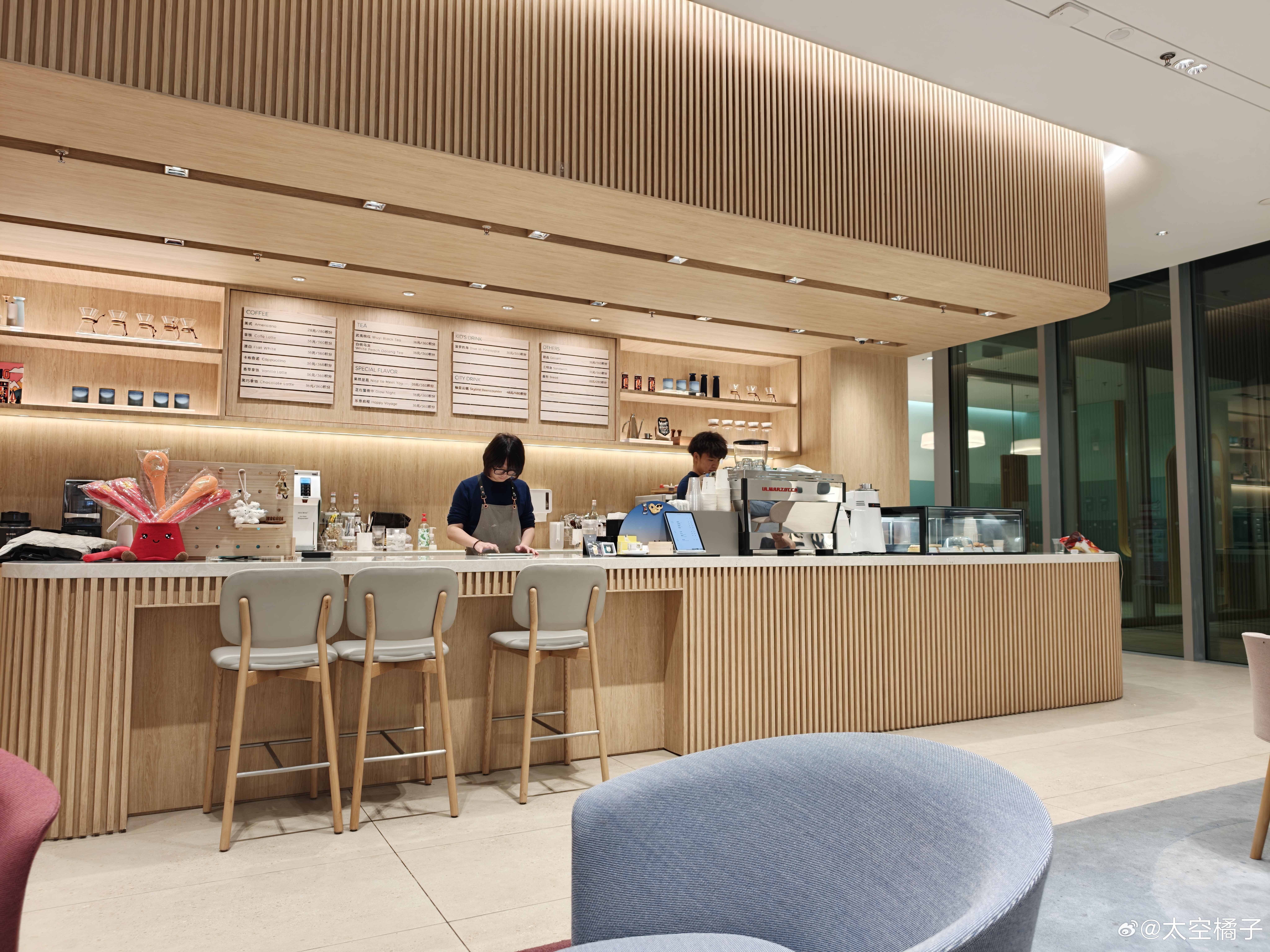 刚刚绕了珠江跑了一圈来广州塔牛屋打个卡～