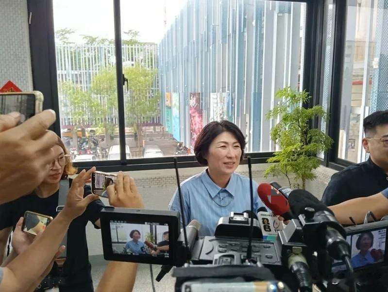 遭台当局禁止参加海峡论坛 饶庆铃回应了

针对遭台陆委会禁止参加海峡论坛，台东县