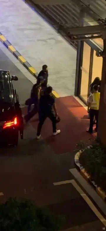 嗷嗷嗷来打我呀！ 