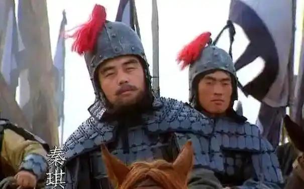 三国中的蔡阳武功到底有多高，为何千里追杀巅峰时期的关羽

蔡阳追杀关羽的事儿，得