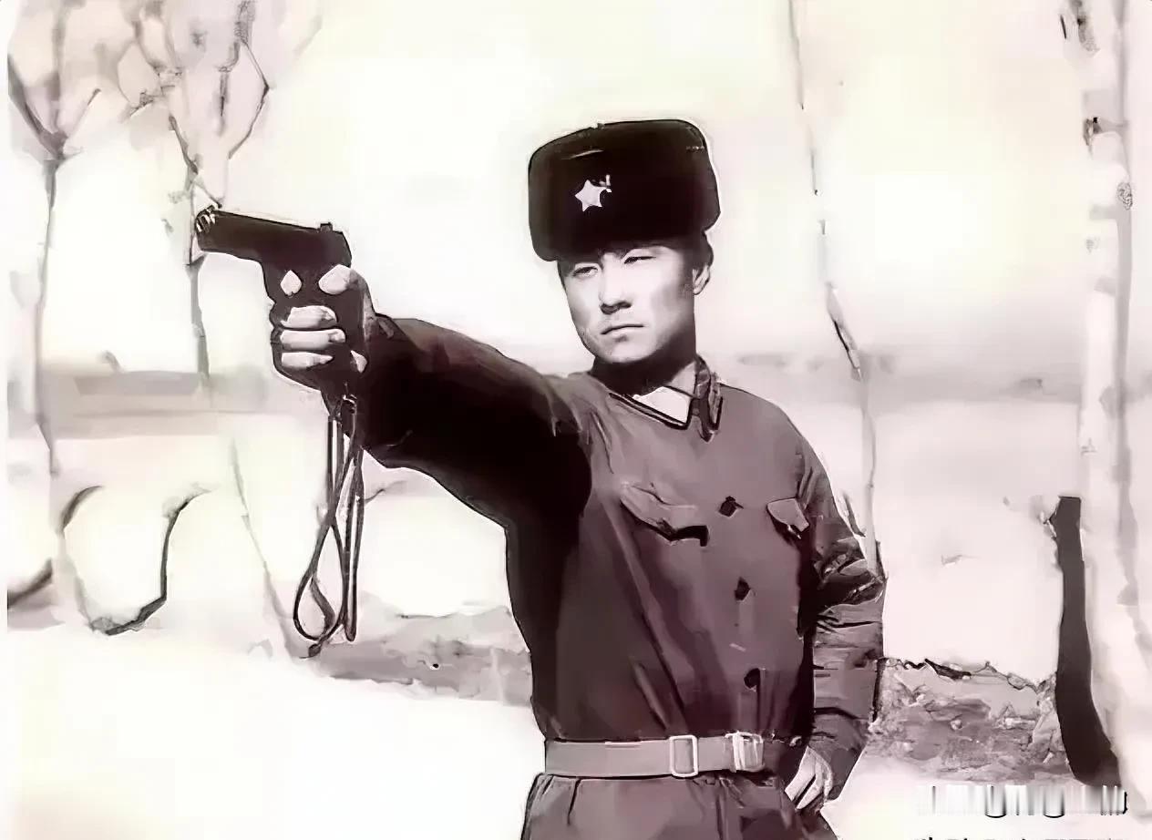 1979年，160师师长张志信让独子去当侦察兵，妻子程翠芬知道后，一通电话打到前