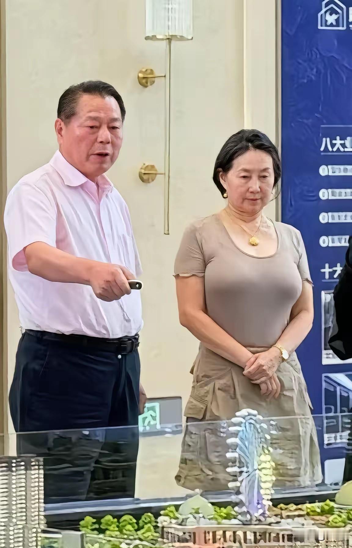有钱人家出情种