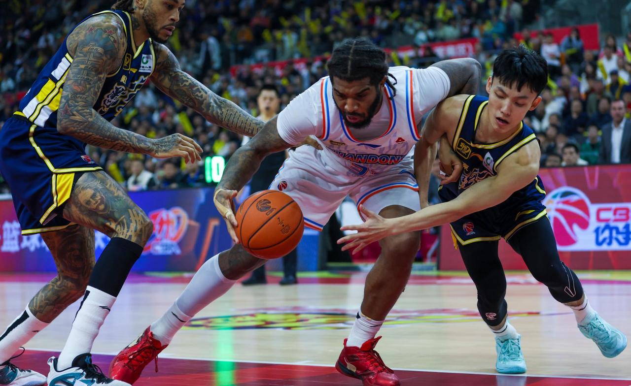 山东队的七连胜真的要没了？

CBA赛场最近可不太平，这边山东队刚靠着一波七连胜