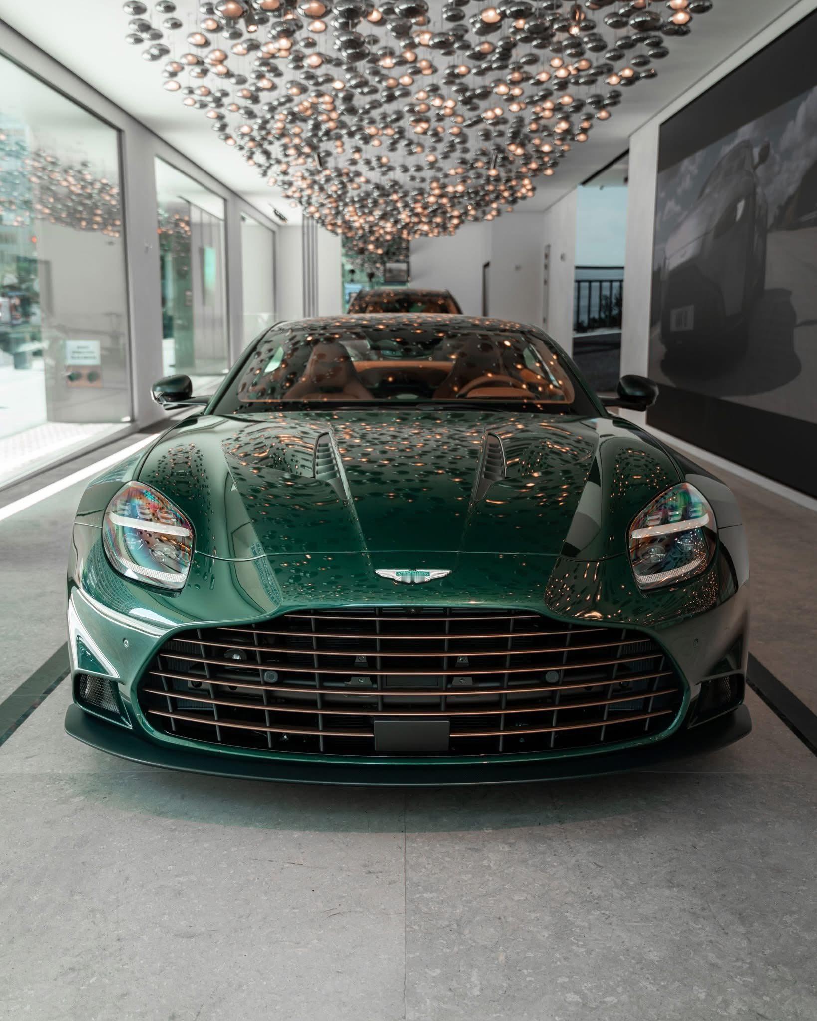 Aston Martin Vanquish by Q阿斯顿马丁vanquish阿