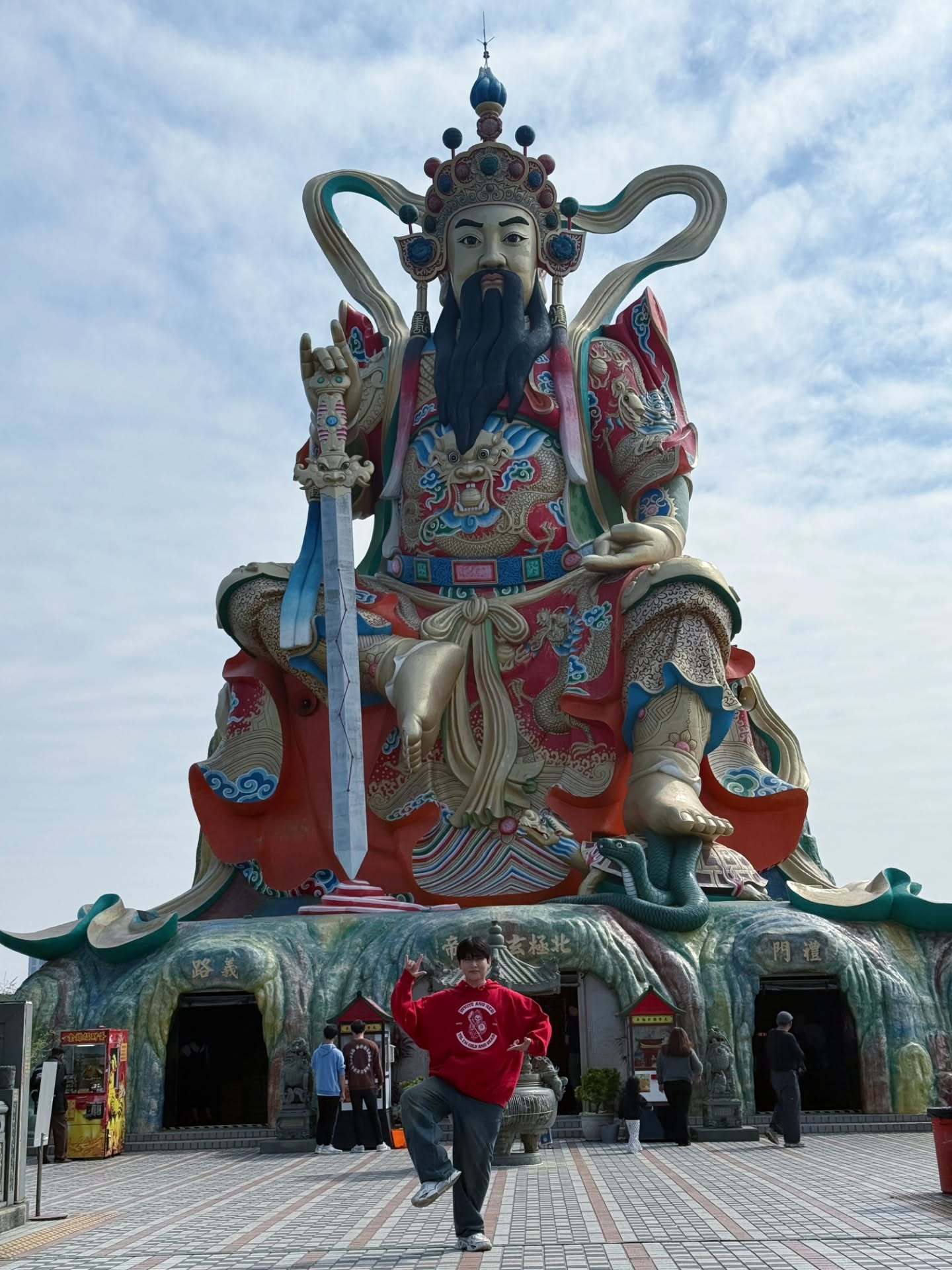 “CB百蓝_。260124金厉旭 IG更新：Lotus Pond 😍 (共20