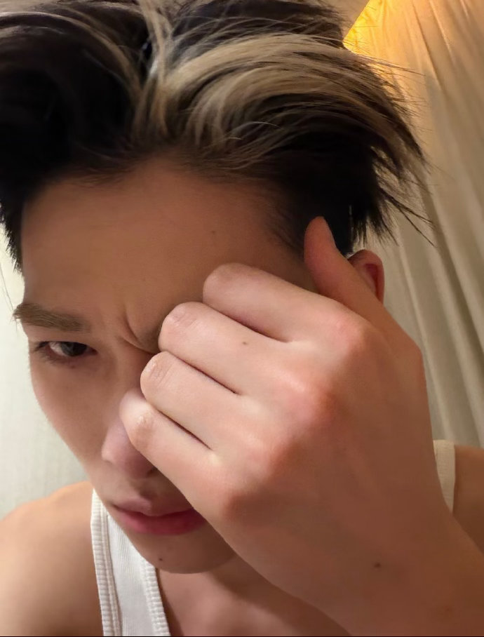 西村力素颜照大赏这是你心目中的欧巴吗，你觉得他帅吗男生头像分享 