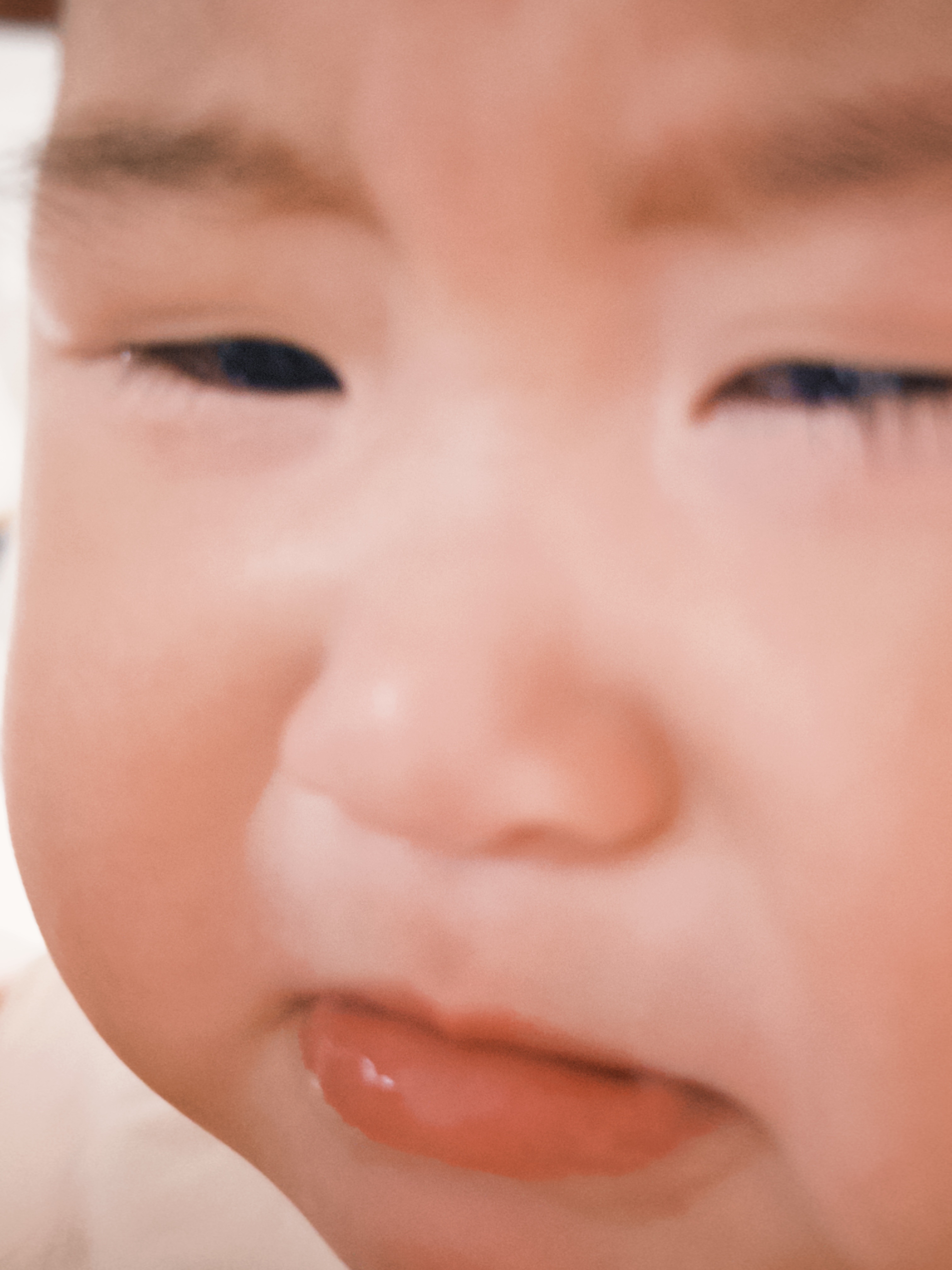 母乳一年多了昨晚断奶第一天原来最舍不得是妈妈啊陪宝贝长大的第一课是学会放手 ​​
