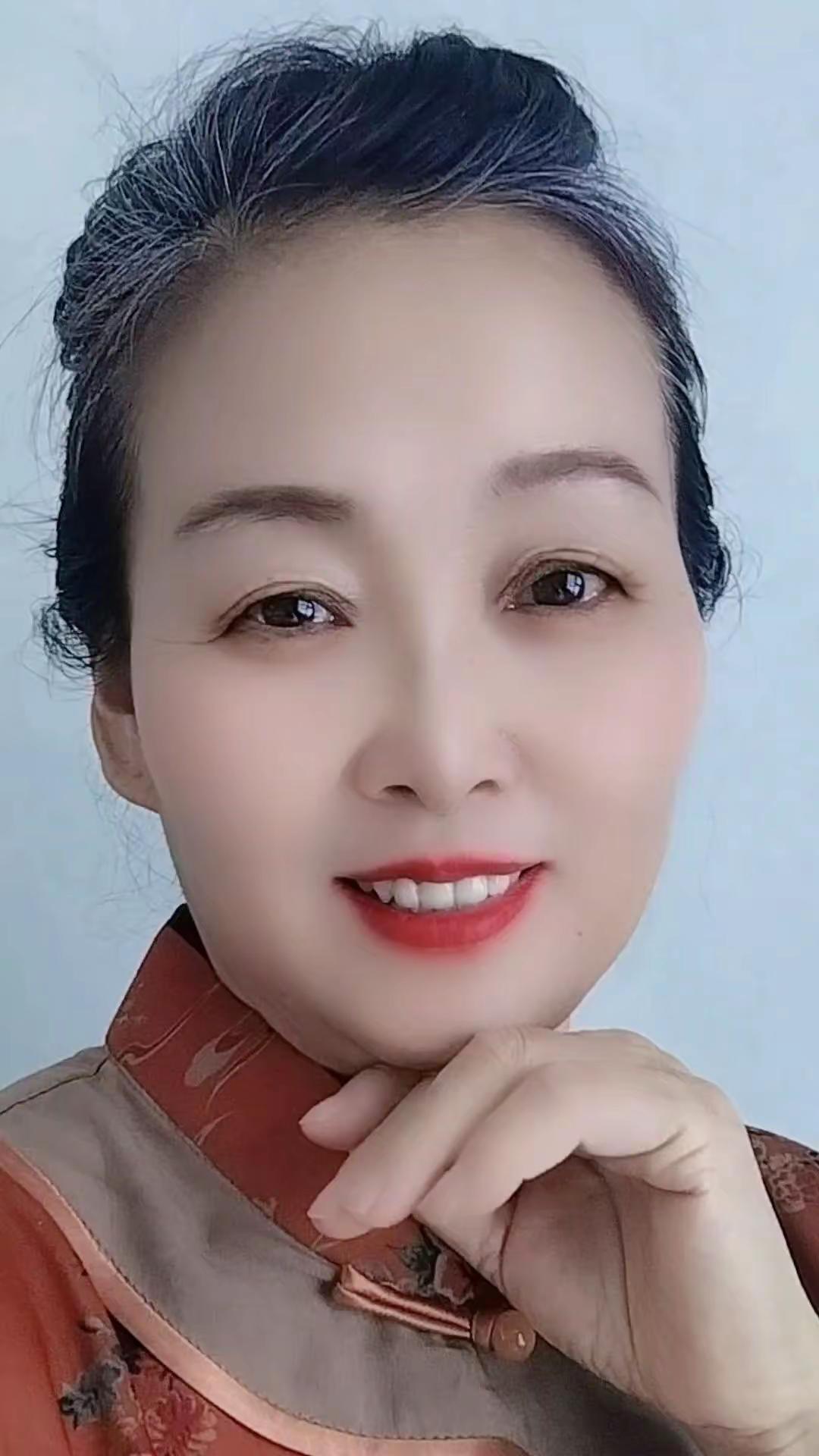 一辈子很短 珍惜眼前，活好当下。