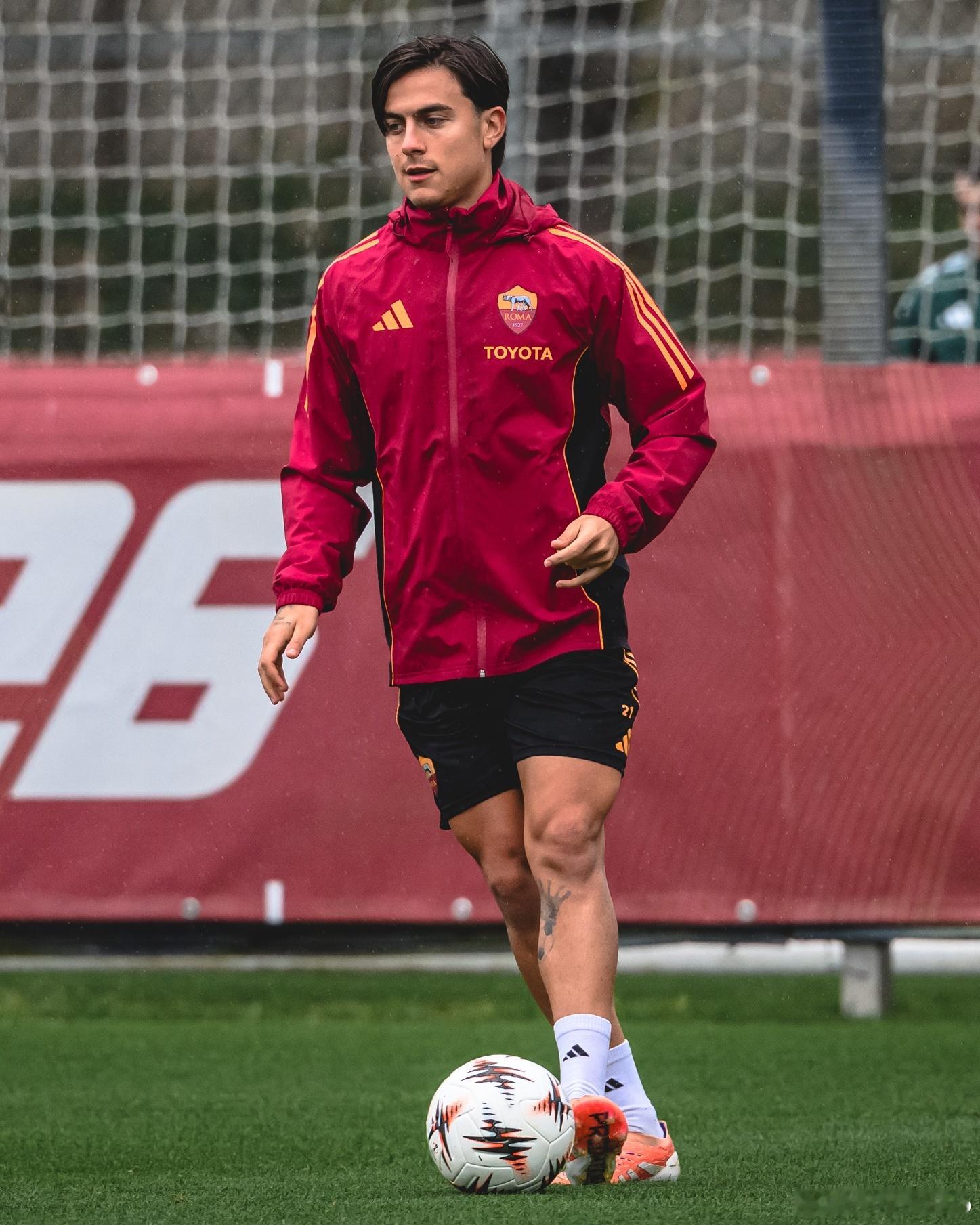 今晚前夫哥大概率将首发出战你妇。尤文图斯意甲联赛尤文图斯vs罗马