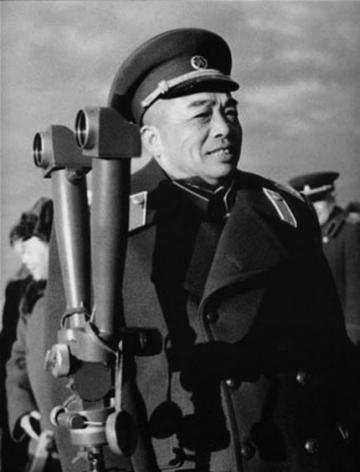 1941年，“砰”的一声枪响，彭德怀的警卫员王满星倒在血泊中，看样子是开枪自杀，