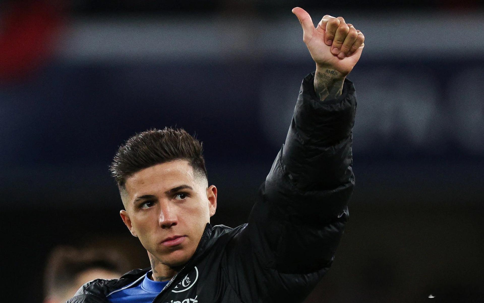 切尔西0比3巴黎圣日耳曼 不少切尔西球迷喜欢恩佐，但这家伙可能要走了啊！昨晚欧冠