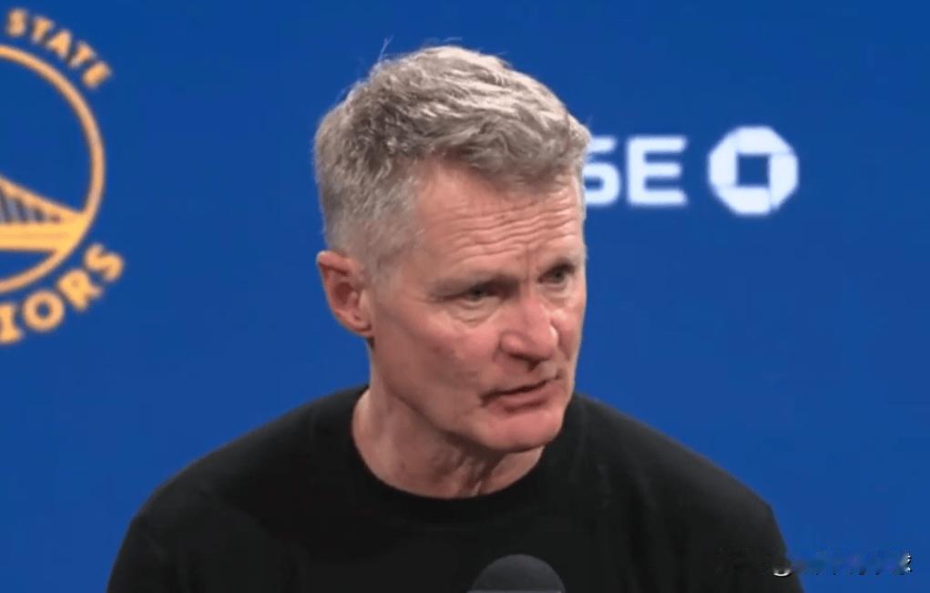 科尔今天赛后再次甩锅，今天勇士大比分输给老鹰后，科尔赛后再次表示不是球队表现不好