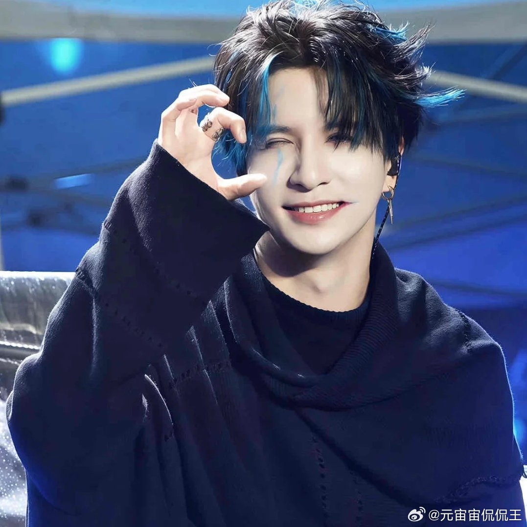 薛之谦20年快乐薛之谦好好生活偶尔念我 薛之谦出道二十周年快乐！！薛老师永远快乐