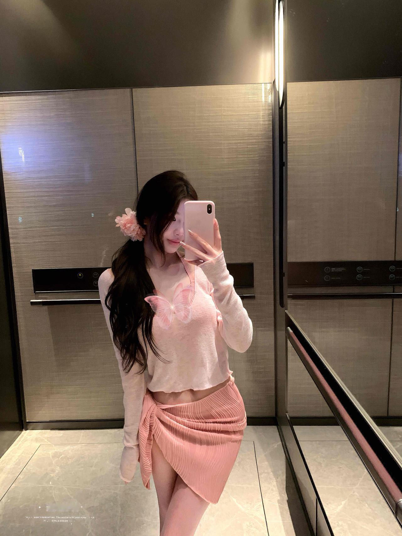 水蜜桃味的甜妹穿搭，罩衫泳衣四件套yyds肉肉女生泳衣推荐 游泳穿搭推荐 超美泳