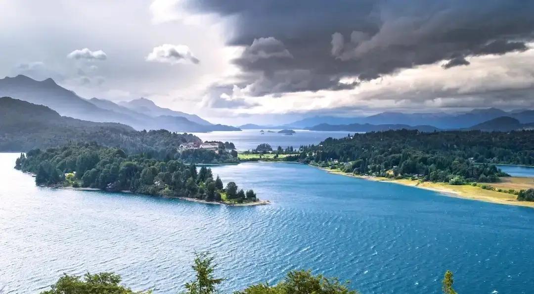 战国秦国边疆，白起指挥伊阙战役，斩敌二十四万，这场血战如何换来短暂荣耀？

白起