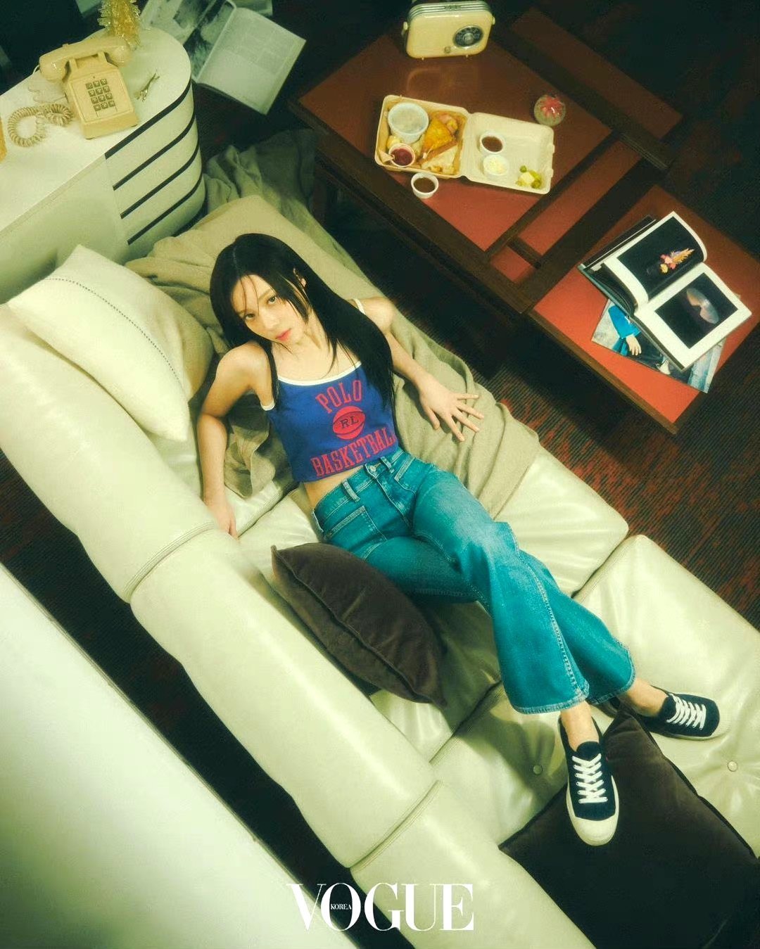 炡儿单人杂志中躺图合集： ​​​