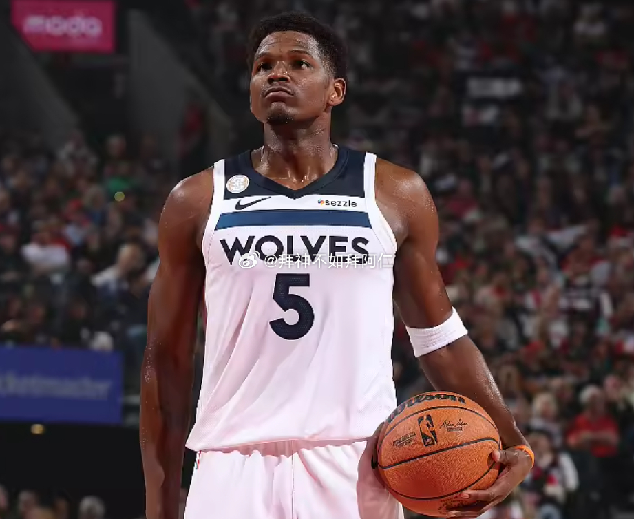 NBA常规赛，森林狼128-153惨败快船，遭遇3连败。本场比赛爱德华兹成功找回