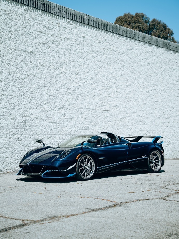 帕加尼 Huayra Roadster “执行者” 版，这是由 ogaracoa
