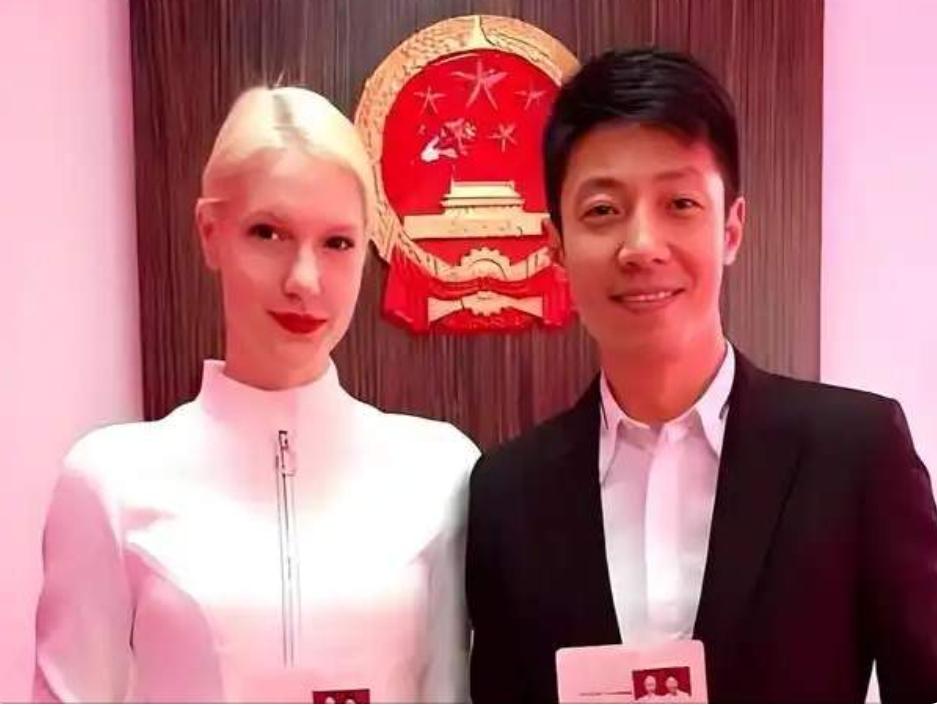 4月还未过半，50岁撒贝宁高调官宣喜讯，再次证明李白的选择没错
娱乐 明星