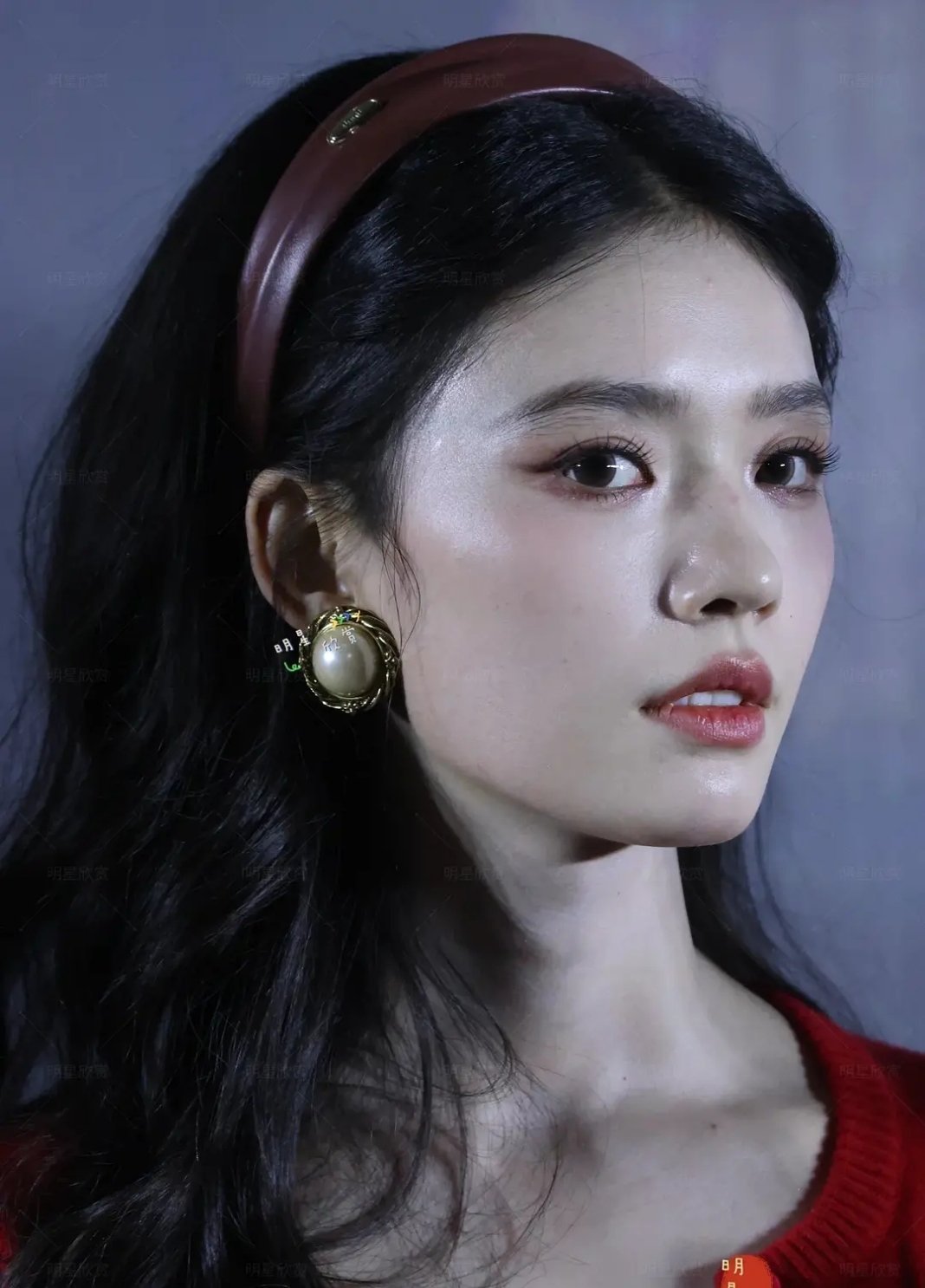 林允生图脸是真能打，平整度好好。 