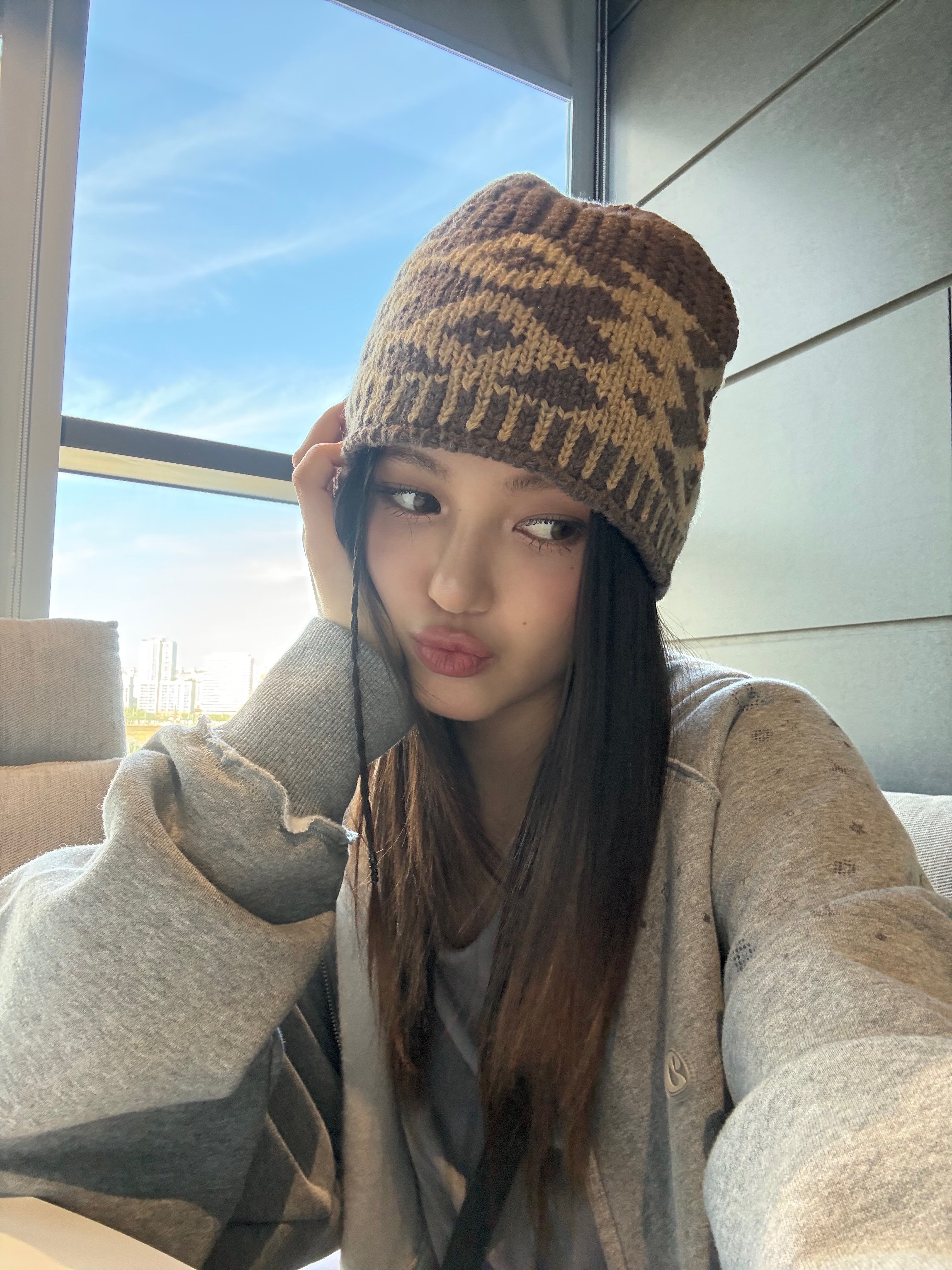 ☺︎ ​​​