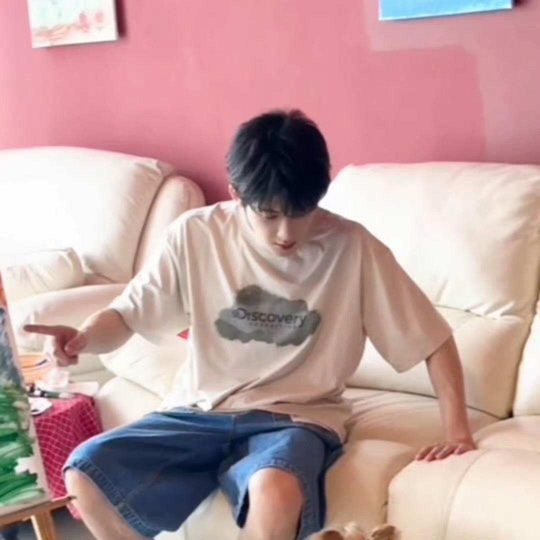 捏捏这个萌萌小次次🦔🤏🏻 
