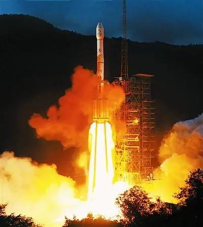 放话敢发射就击落？中国火箭照常密集升空，霸权恐吓行不通
 
美国太空军高层在国会