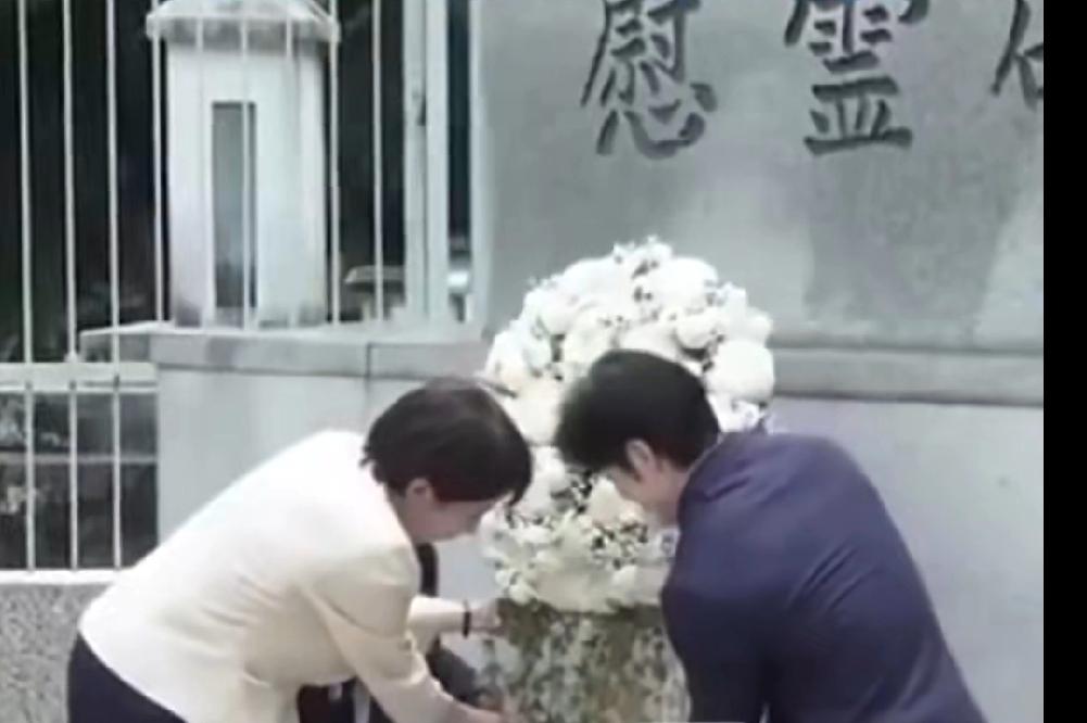 高市马来西亚又惹事了
 
近日，日本首相高市早苗在马来西亚的一番操作又引发了众怒