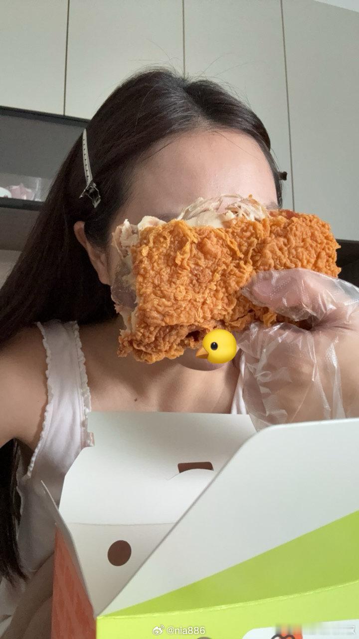 我刚品味了德克士的手枪腿 好宣好美味 （无鸡腥版 （