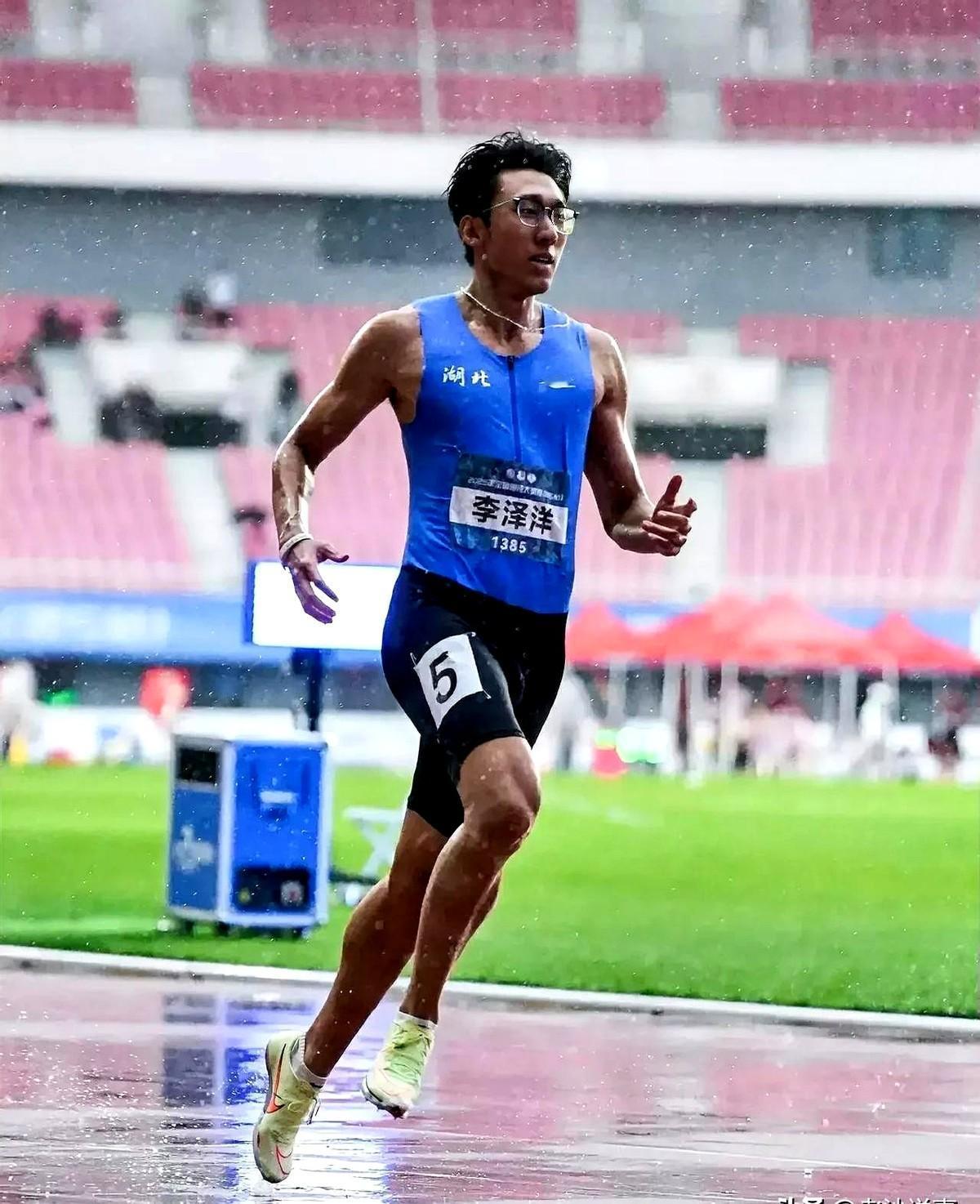 新科全运会田径双料百米冠军李泽洋的上限有多高？

李泽洋25岁，这次全运拿了百米