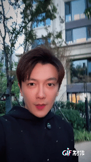 太刚了，
谁能想到他这么正直敢说，
当初圈里没几个人出来说话，就他敢站出来，试问