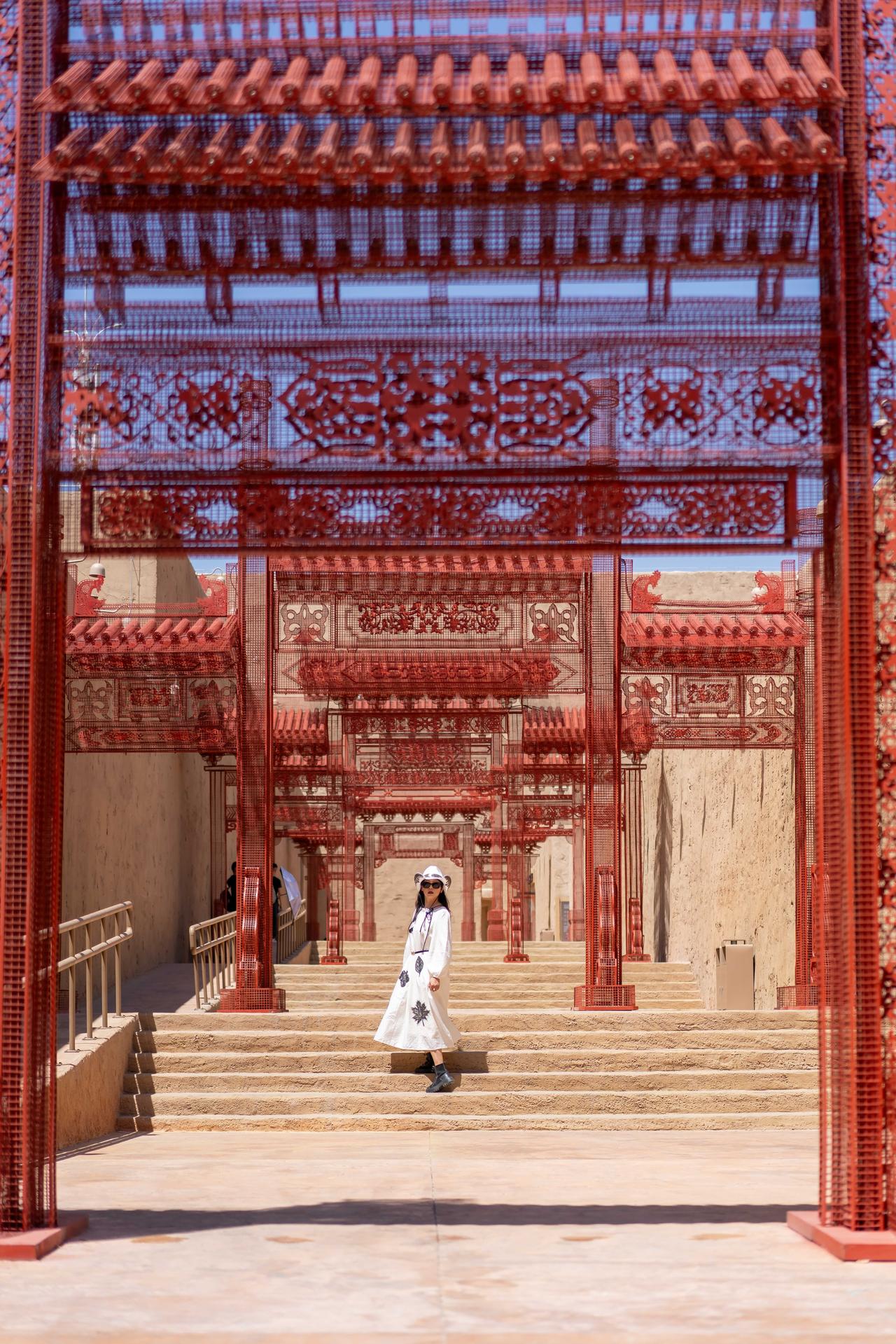 我发现文旅项目有个特点，就是聚合发展才容易一起红火。
就拿银川的这些体验性质的沉