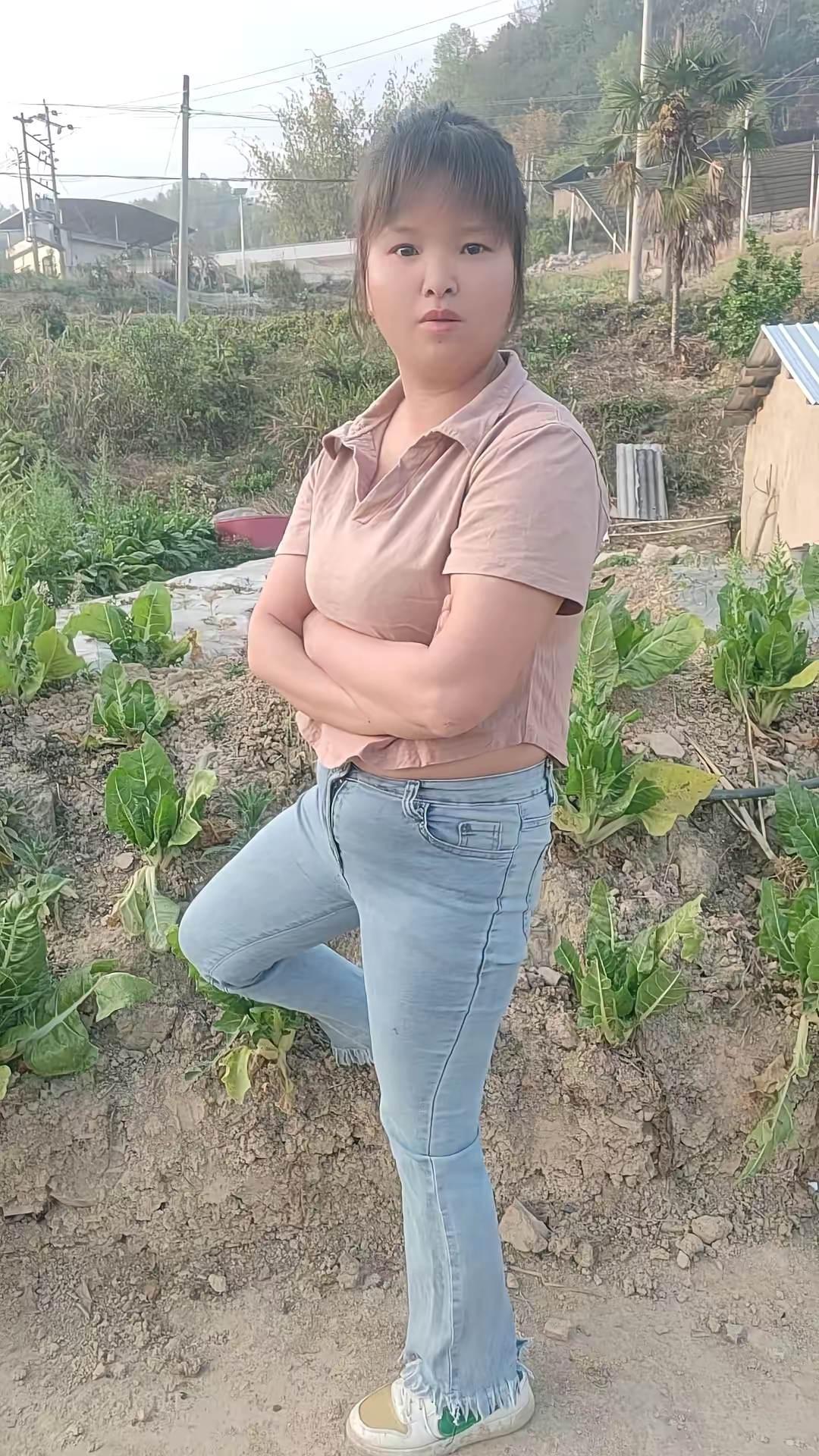 宝子们，问你们个问题，你们喜欢我吗？不喜欢我的，我明天接着问内容启发搜索